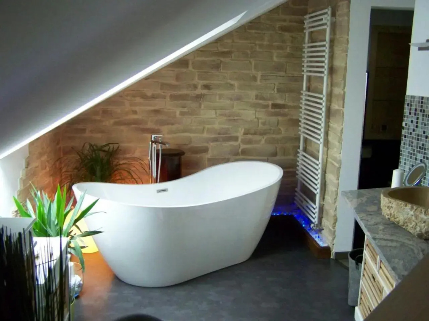 Loft-Ferienwohnung zur "Kfz-Schenke"