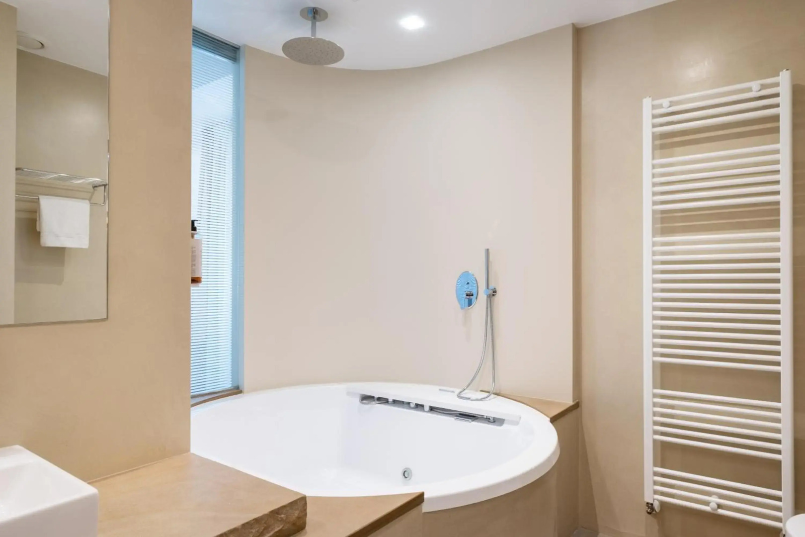 The Ziba Hotel & Spa