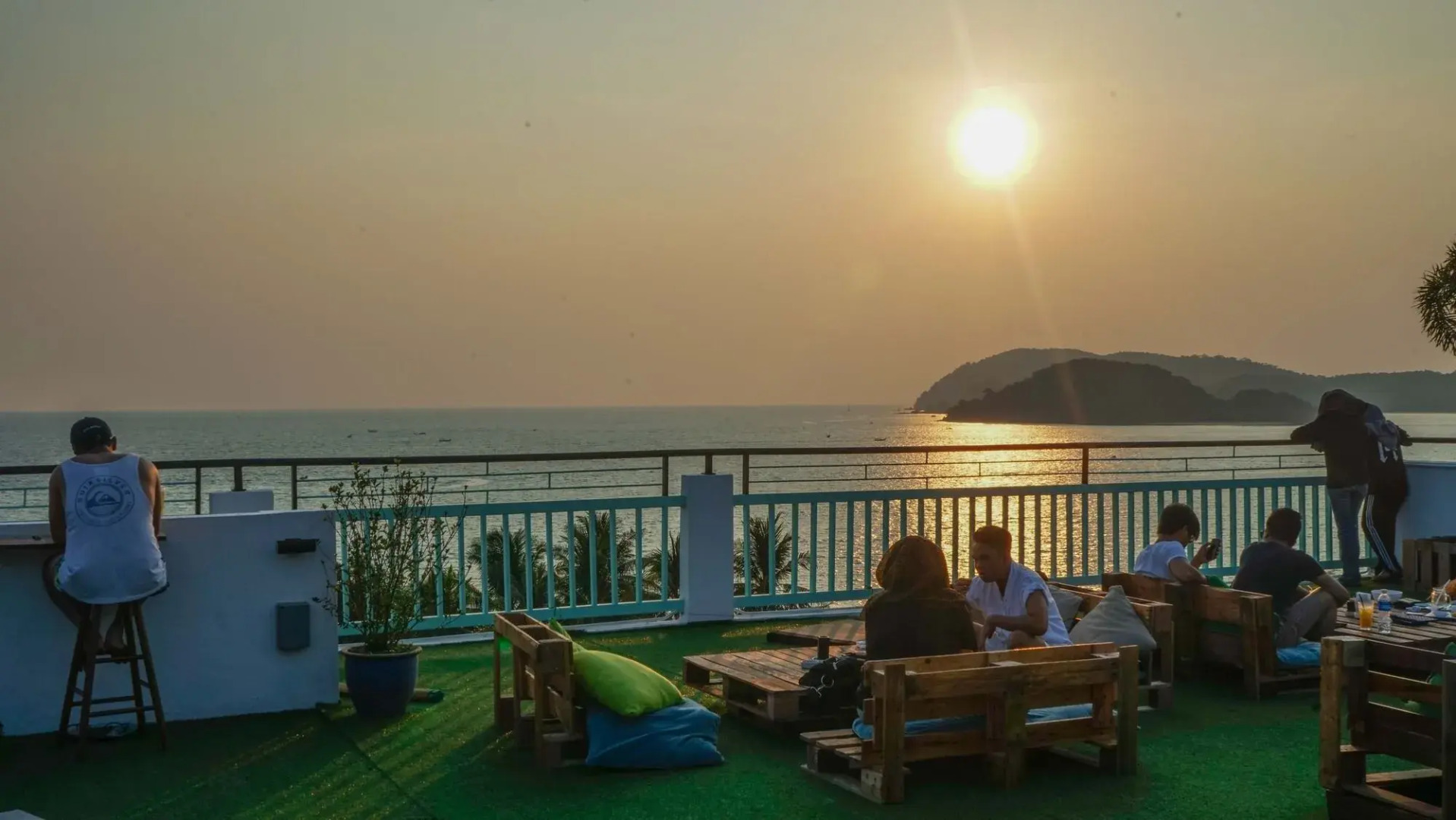 Royal Agate Beach Resort