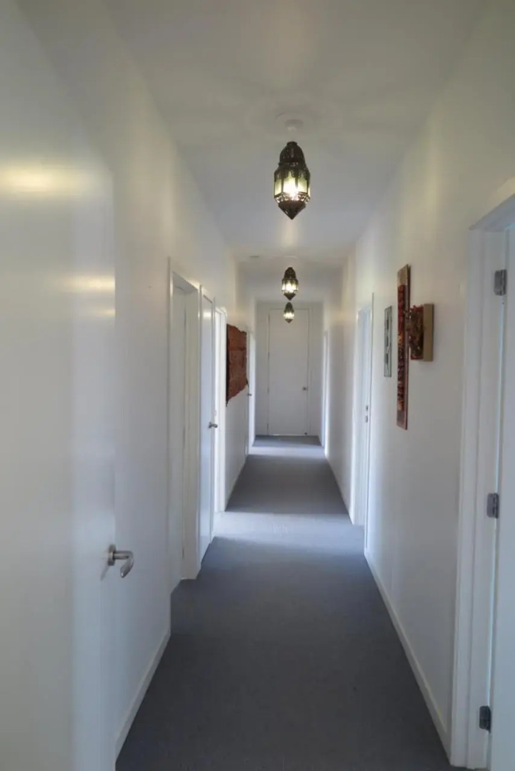 Kakariki Rooms, Kotare House