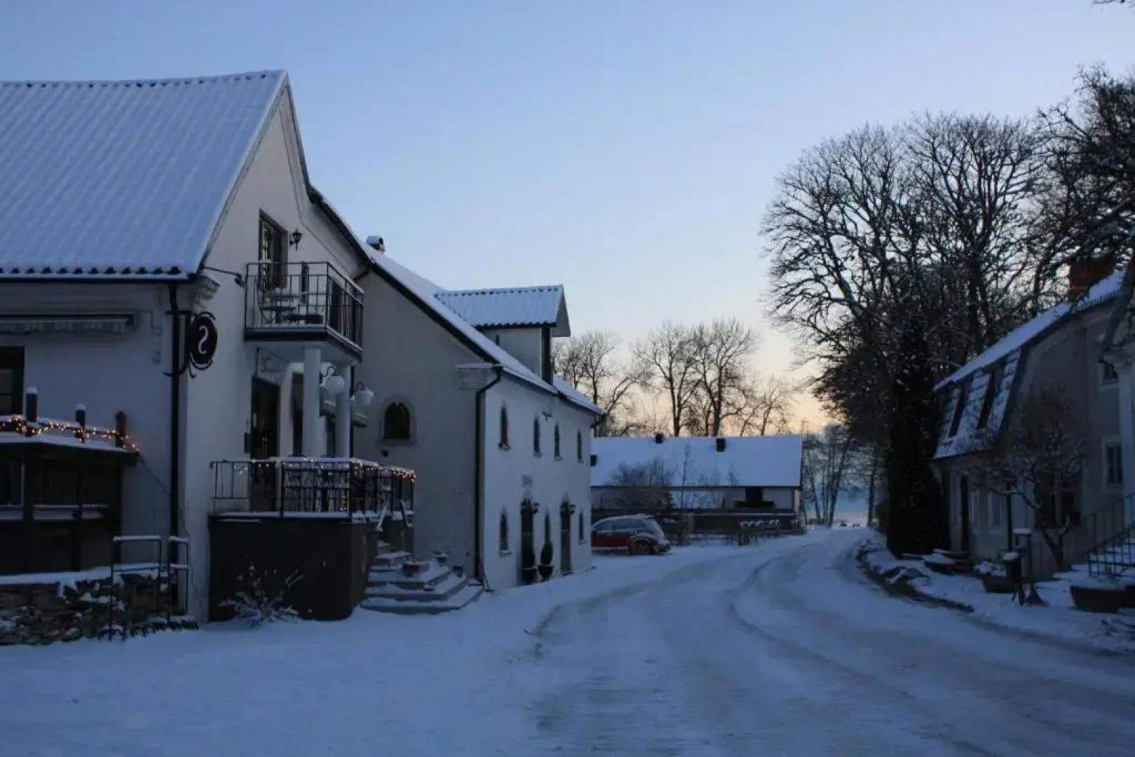 Smakrike Krog & Logi