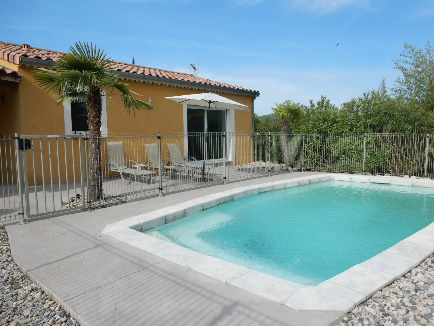 Comfortable villa with private swimming pool and close to the Ardèche River