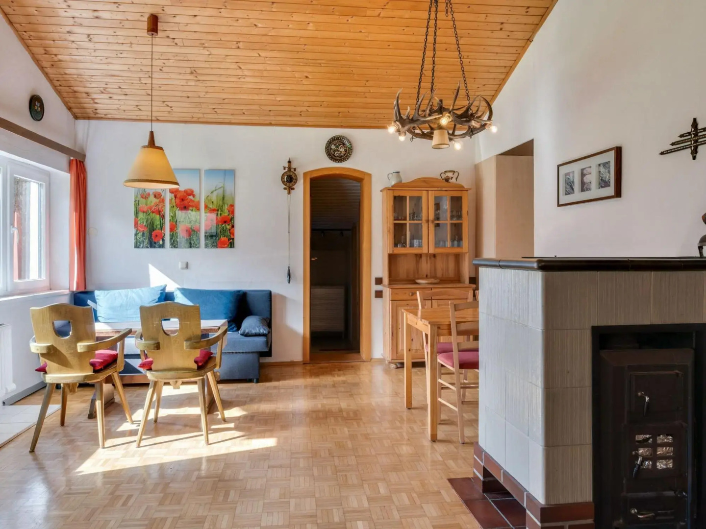 Spacious Chalet in Maishofen near Forest