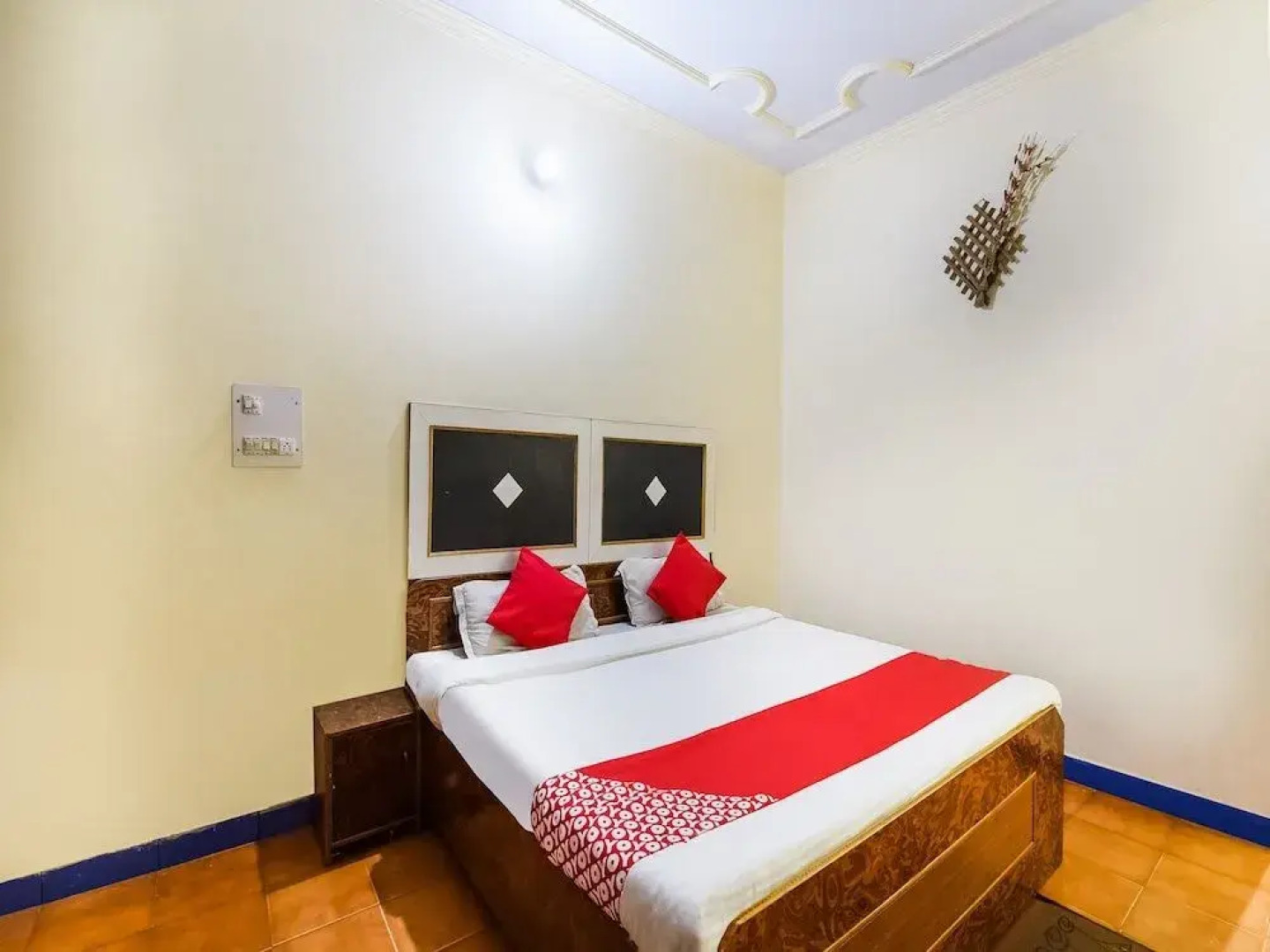 OYO 46752 Hotel Sun N Wind