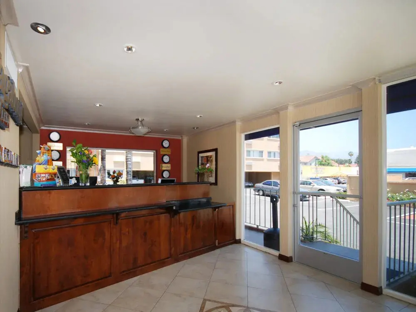 Pasadena Rose & Crown Hotel