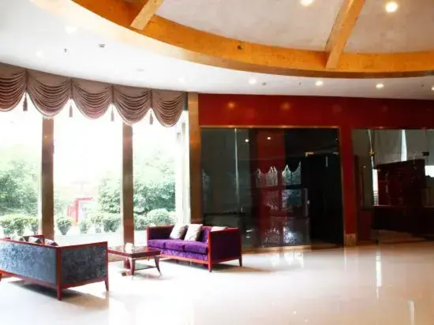 Tianhao Business Hotel