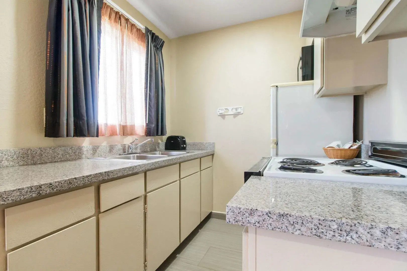 Quality Inn & Suites Crescent City Redwood Coast