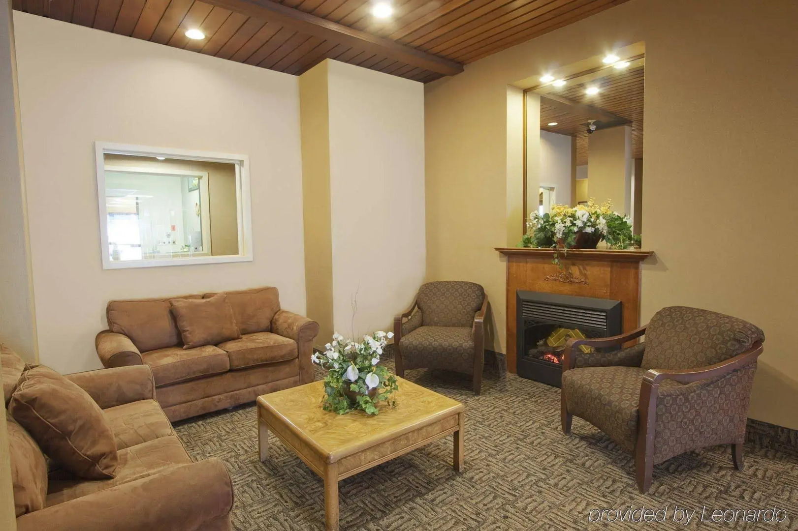 Quality Inn & Suites Downtown