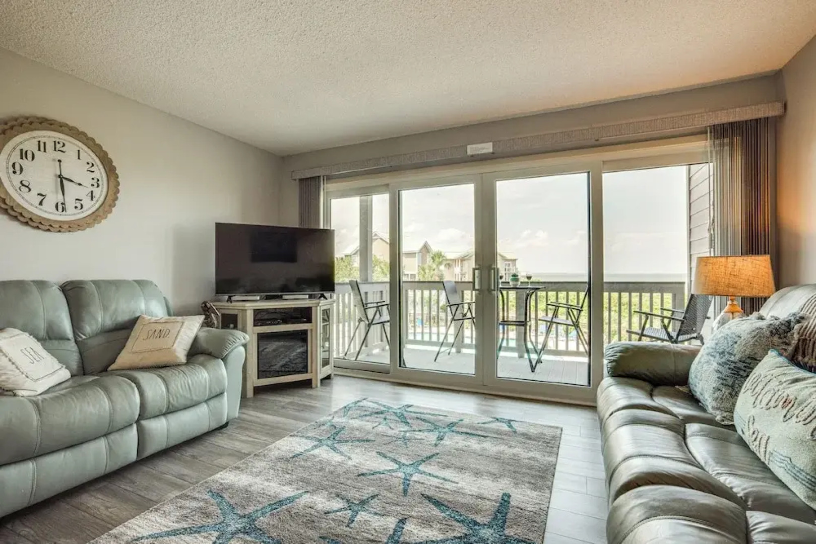 St Helena Island Condo - 1/2 Mi to Beach