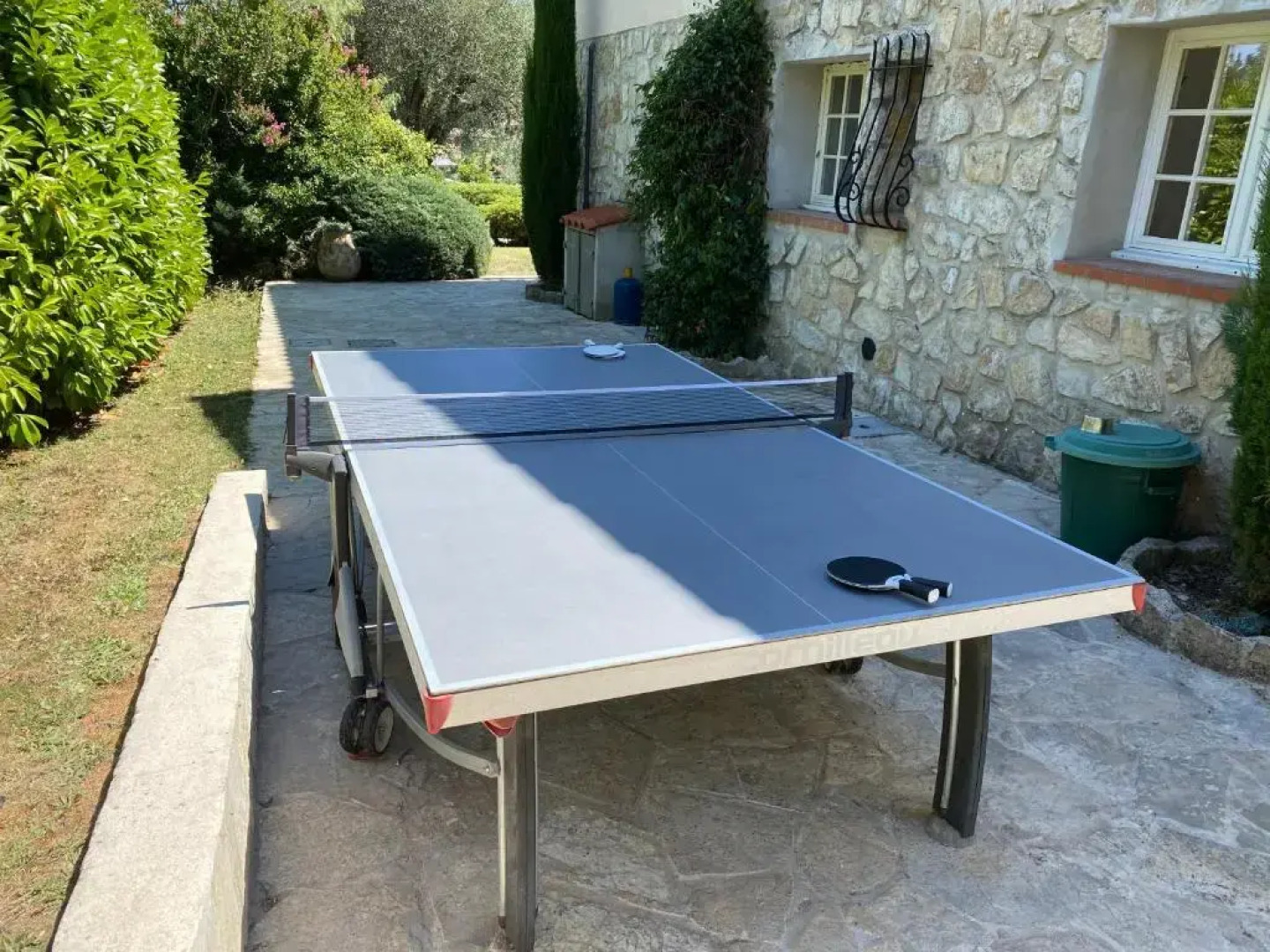 Private & comfortable stone villa with pool