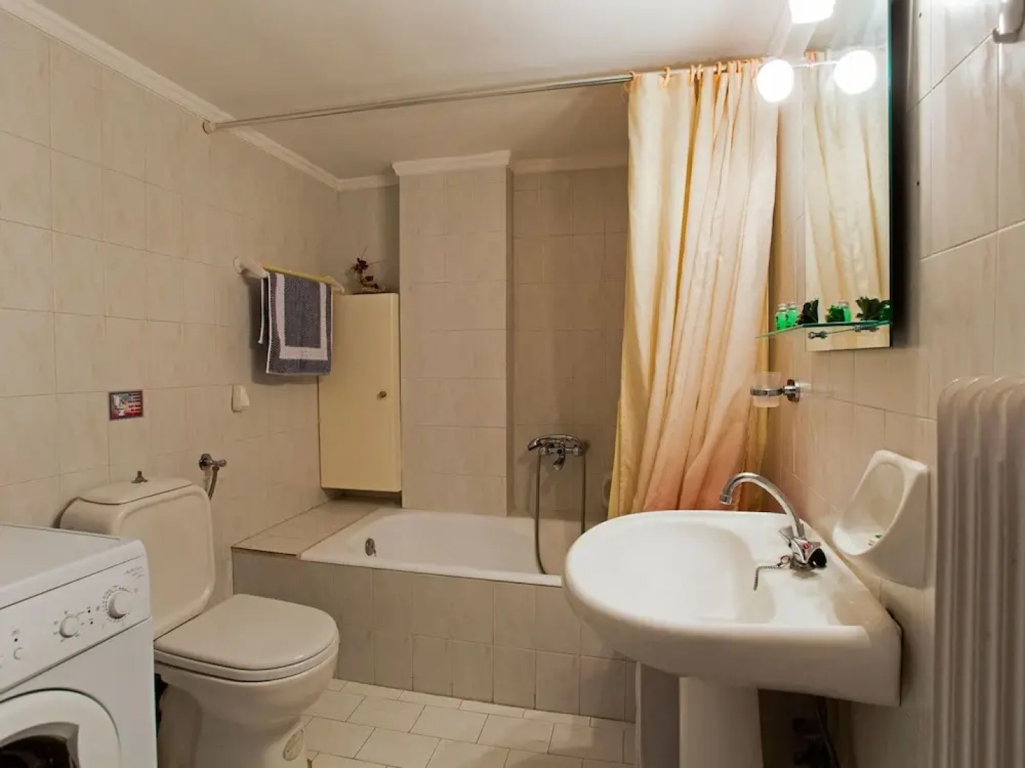 Gorgeous Holiday Home in Arhanes with Balcony