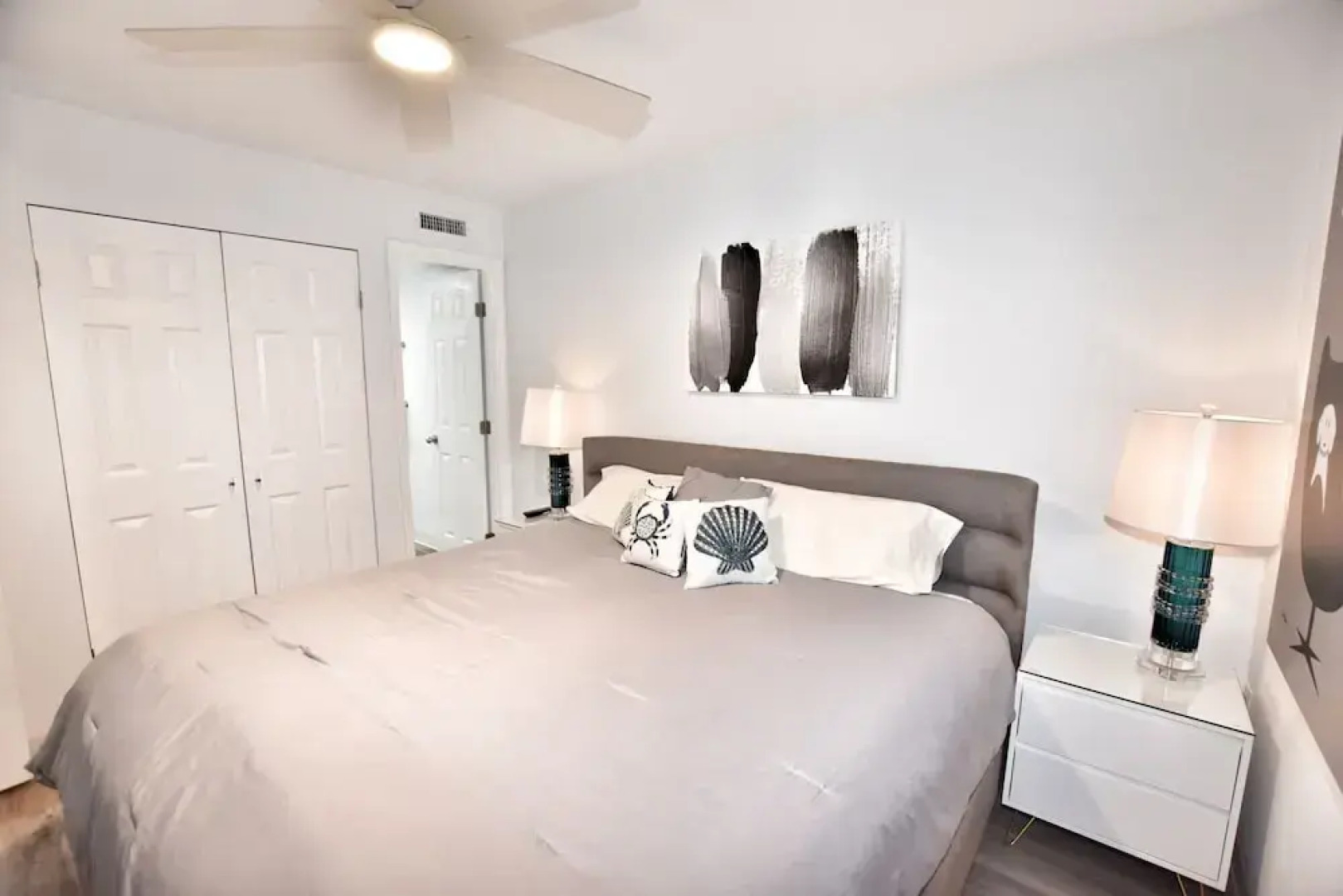 0607 Waters Edge Resort 1 Bedroom Condo by Redawning