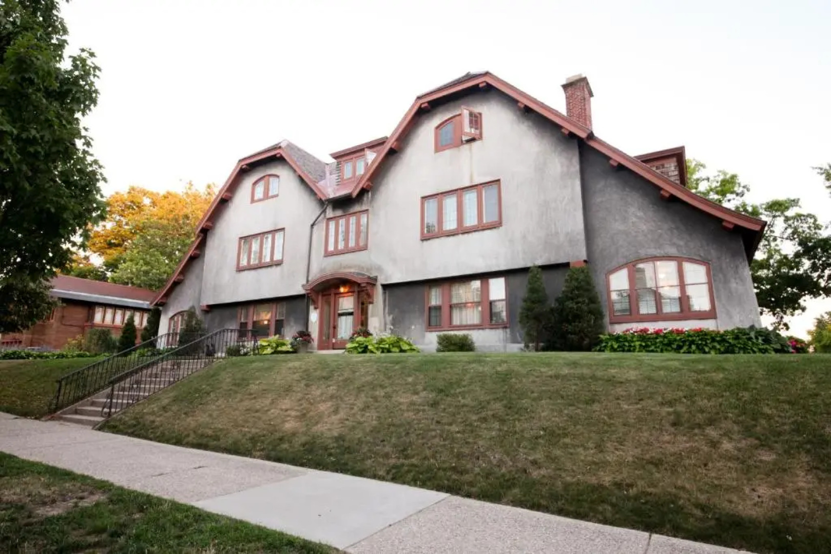 The Leonard at Logan House
