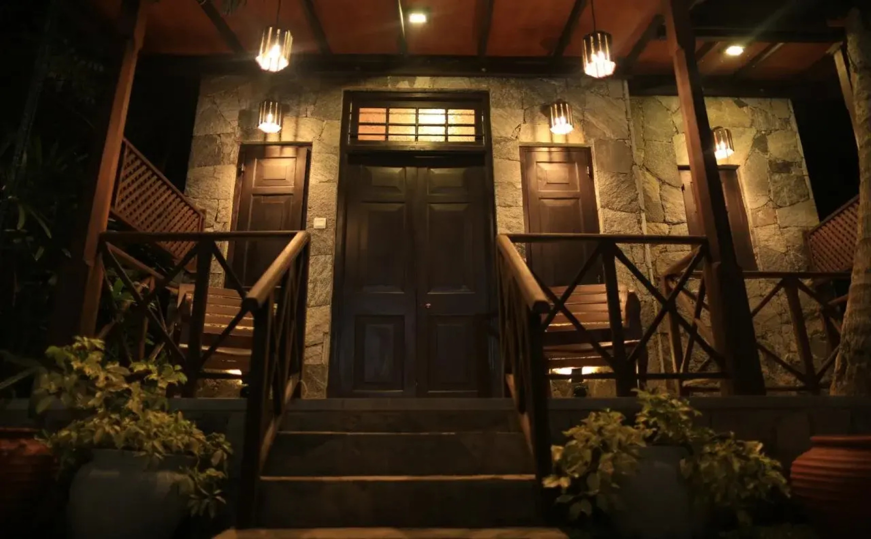 Villa Pinnawala & Restaurant