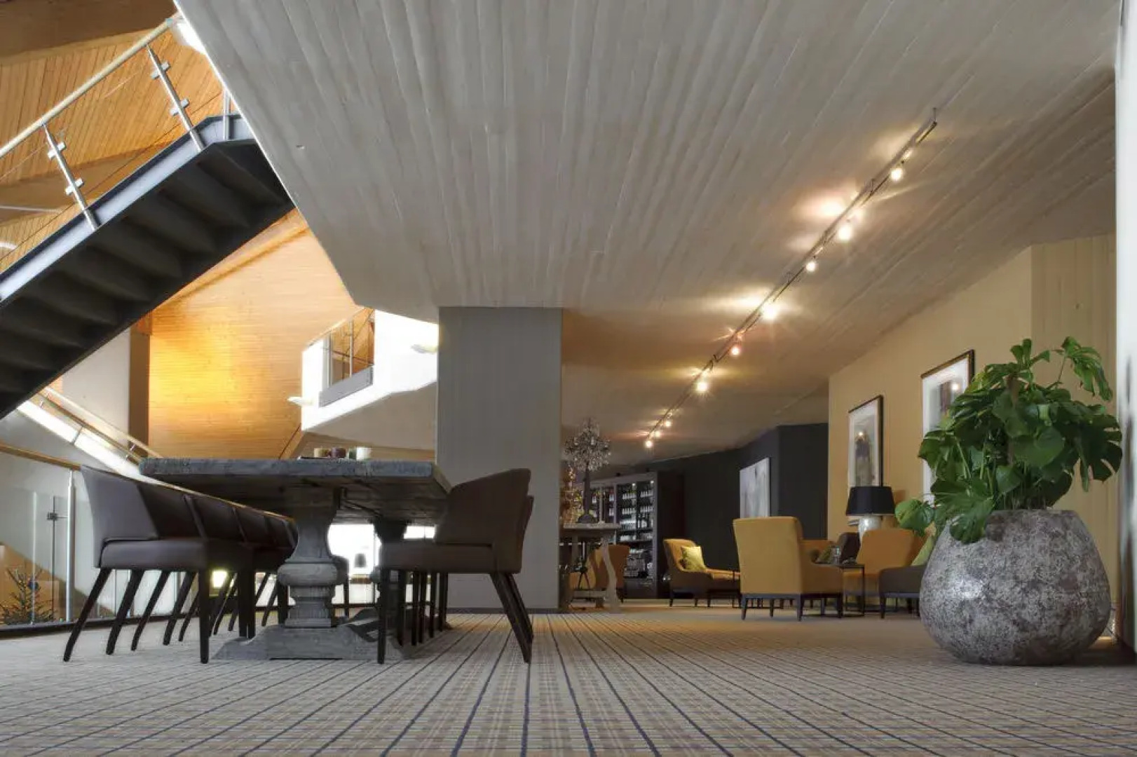 Charm Hotel & Resort