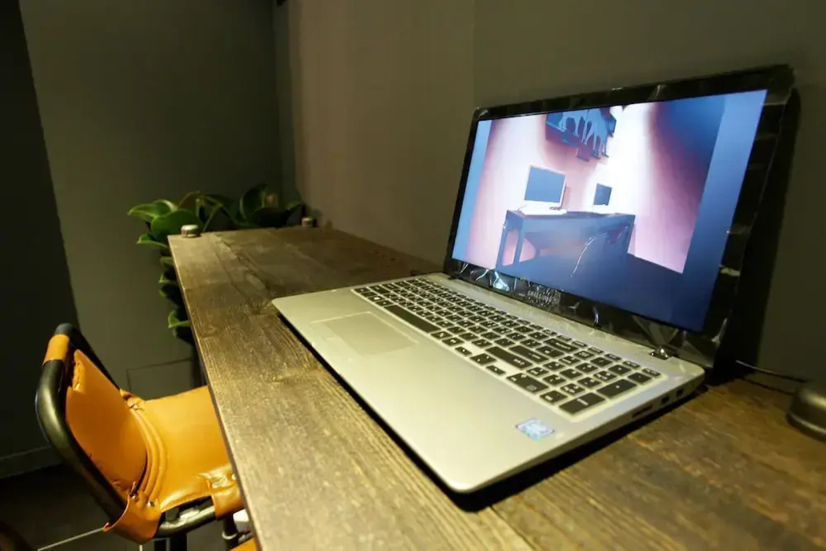 Yaja Gangnam Nonhyeon