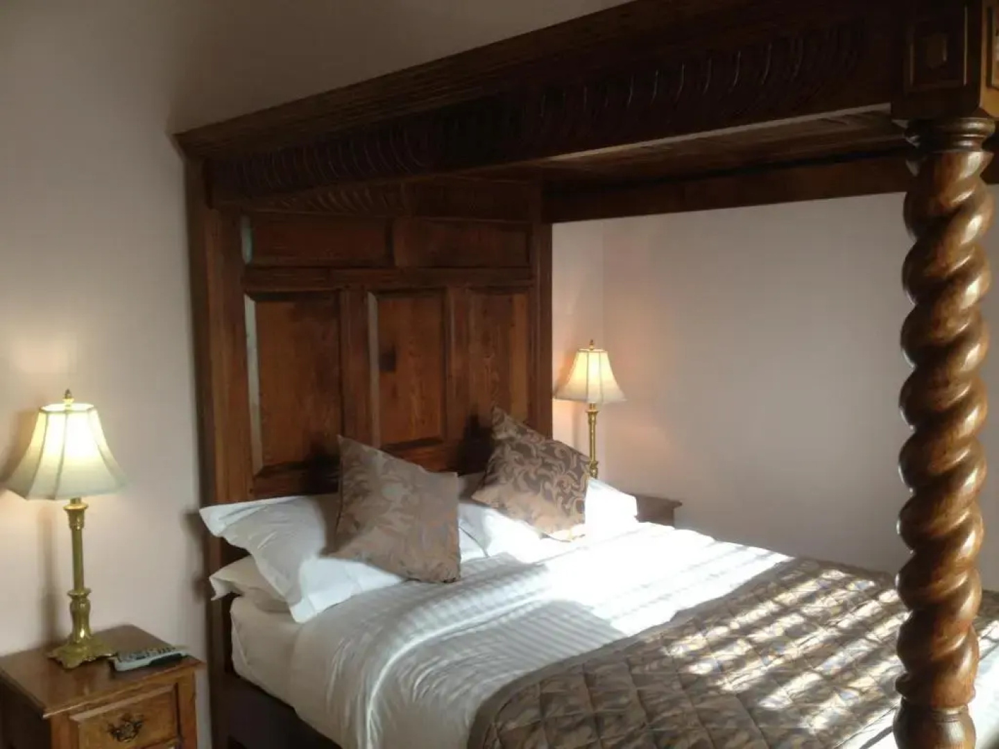 The Brigands Inn