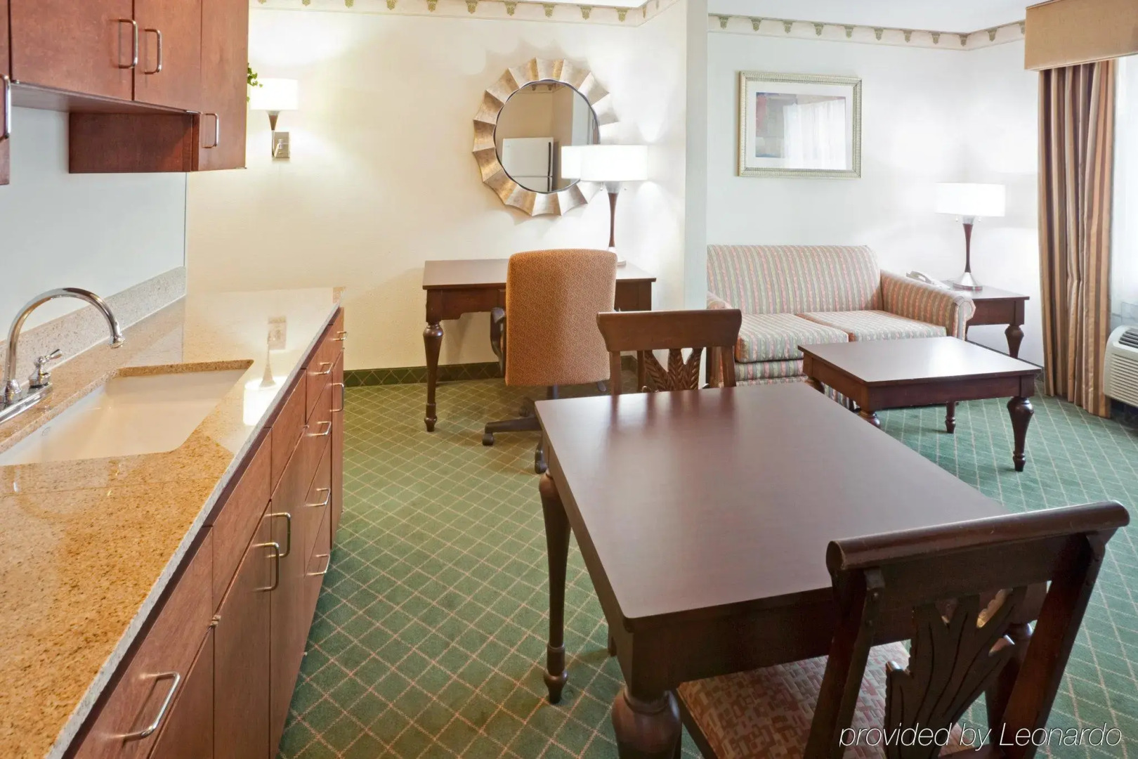 Holiday Inn & Suites Pharr