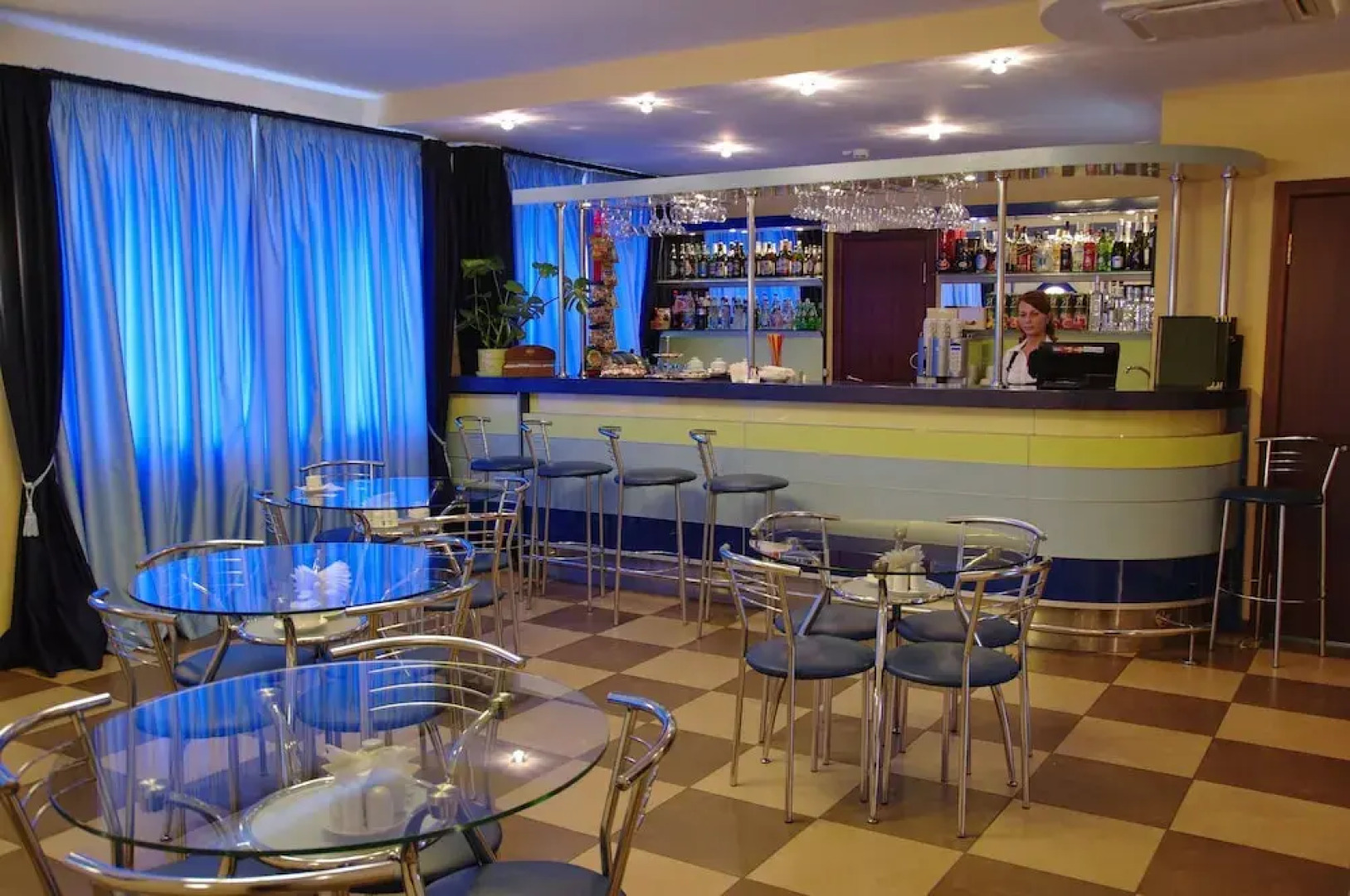 Отель «Бригантина»