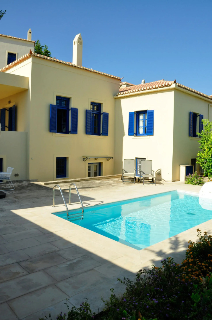 Spezzie Luxury Island Homes