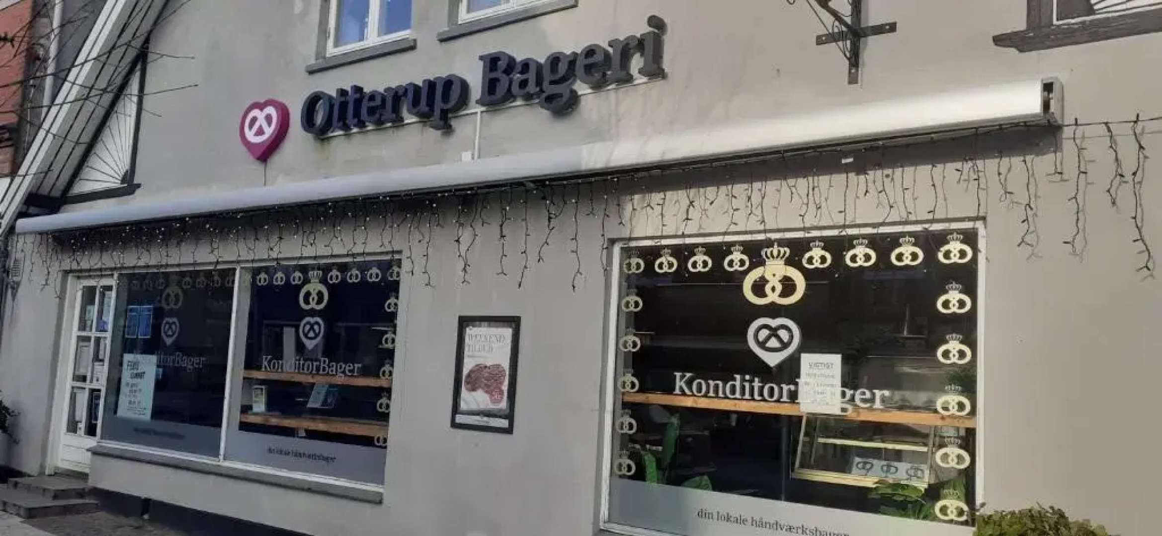 Cozy tiny room, mini kitchen and bathroom