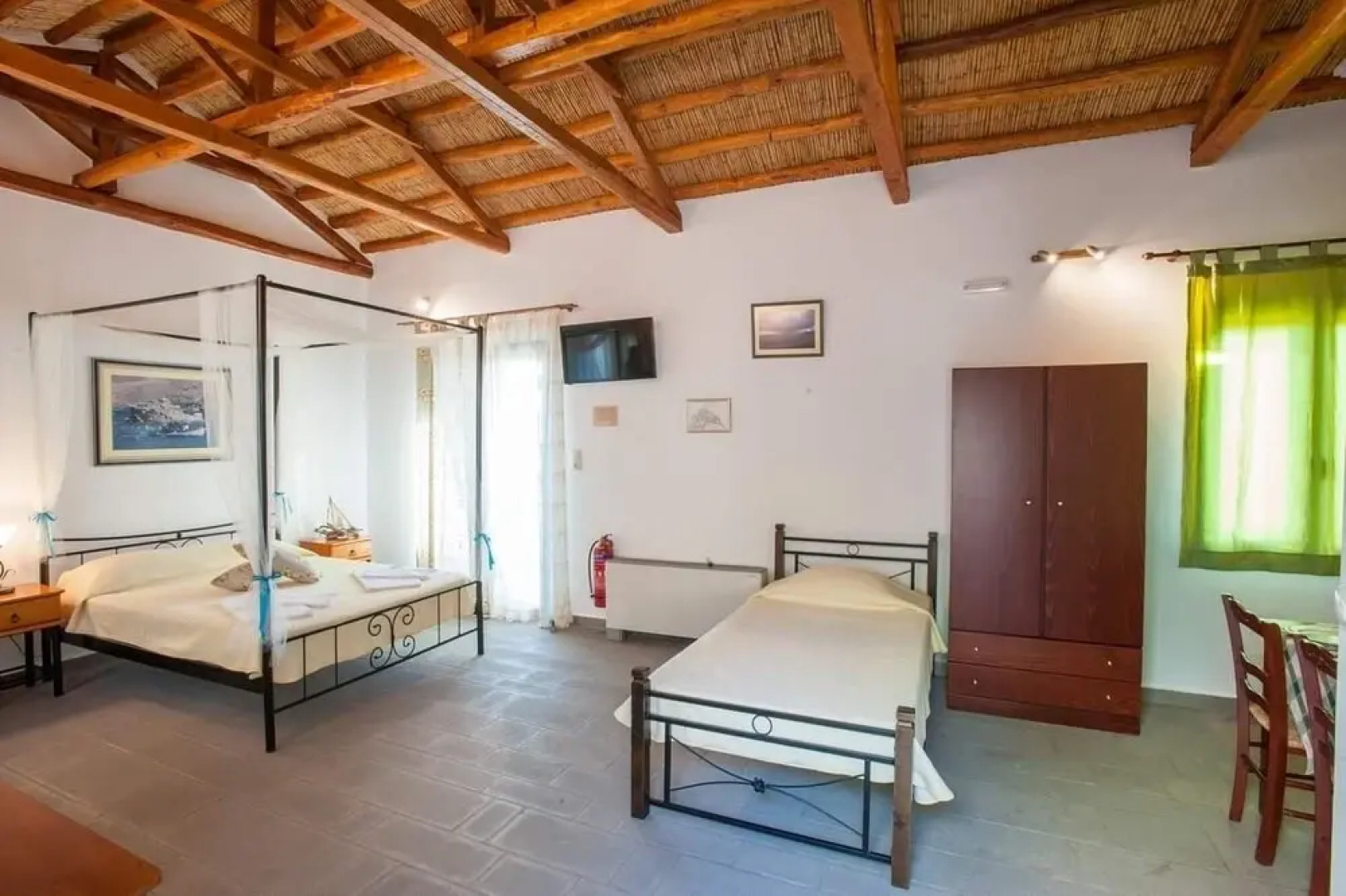 Lithoessa Luxury Apartments