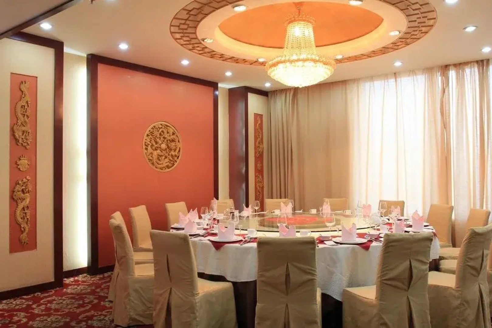 Shihe Hotel Xinyang