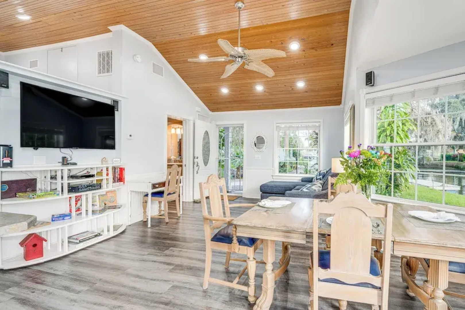 Hot Tub & Fire Pit: Lakefront Home on Lake Eloise