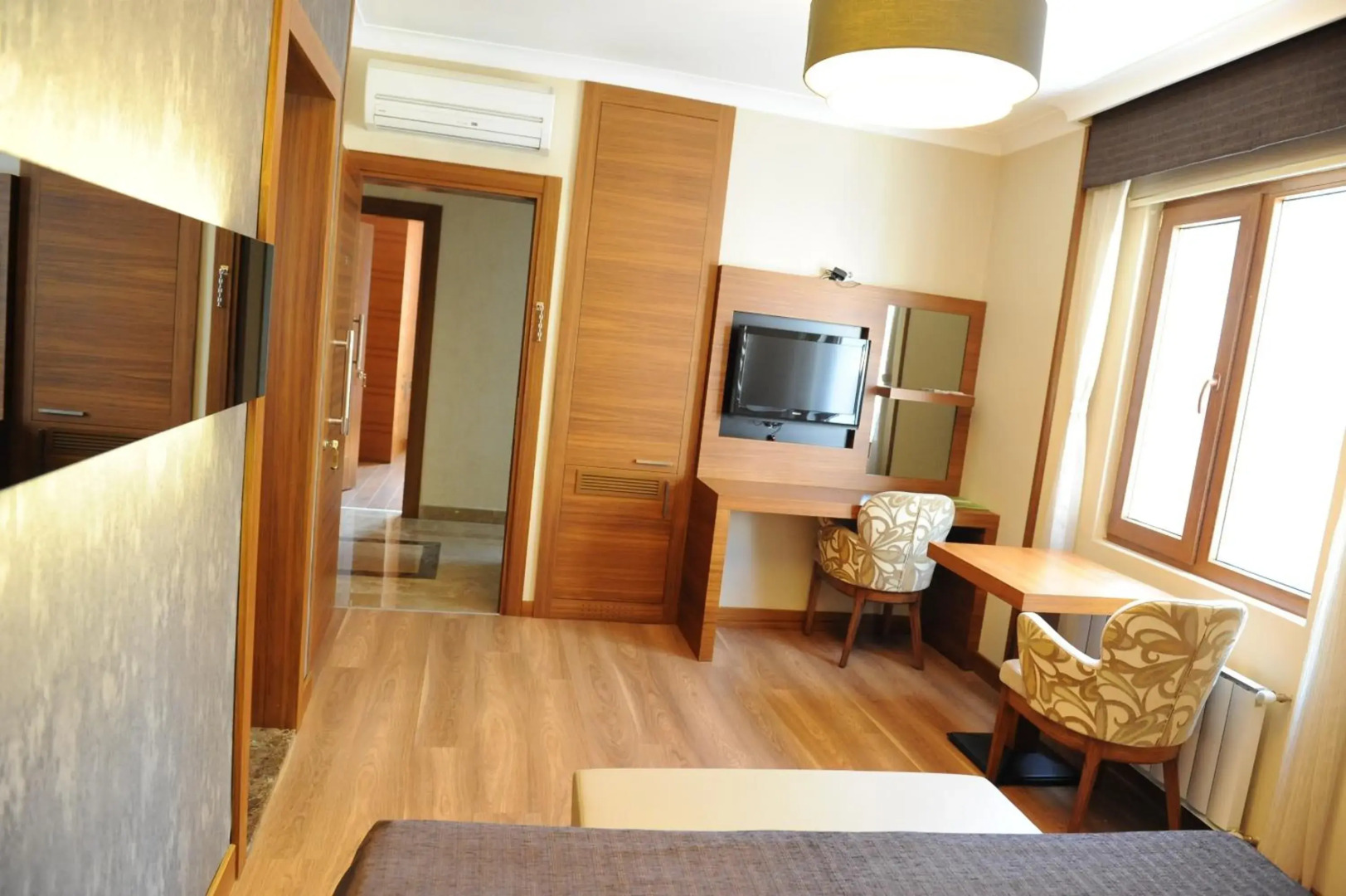 Izmit Saray Hotel
