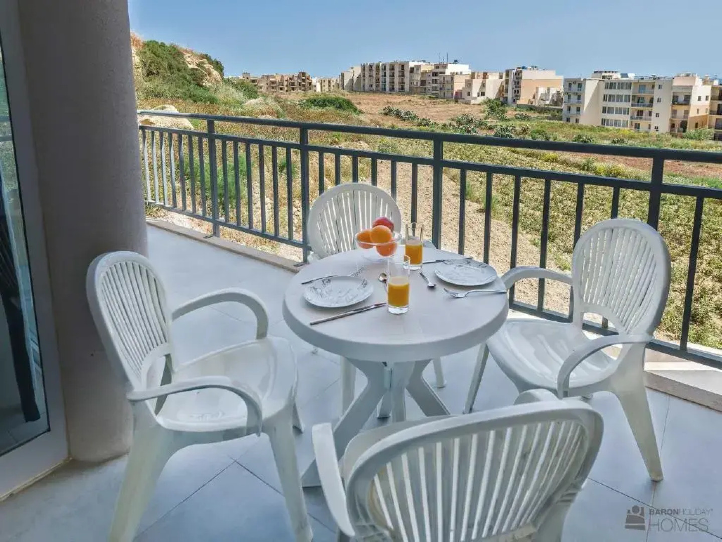 Hillock Residence Apartments