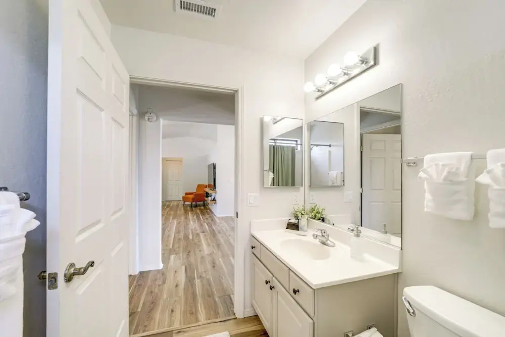 Hike, Shop & Unwind: Cottonwood Home w/ Patio!