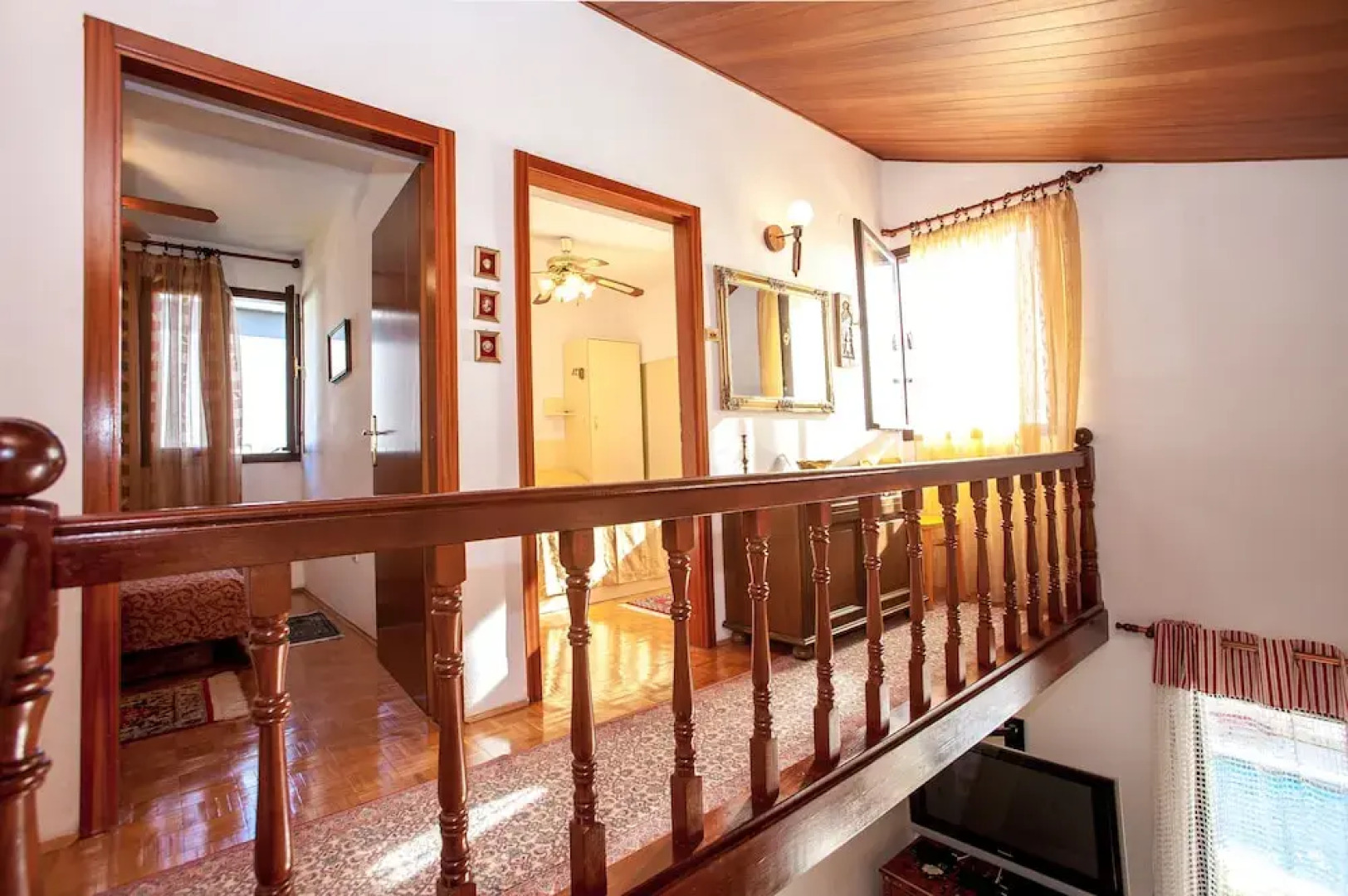 Villa Masha is a Detached House, Very Finely Accommodating 6 to 7 Persons
