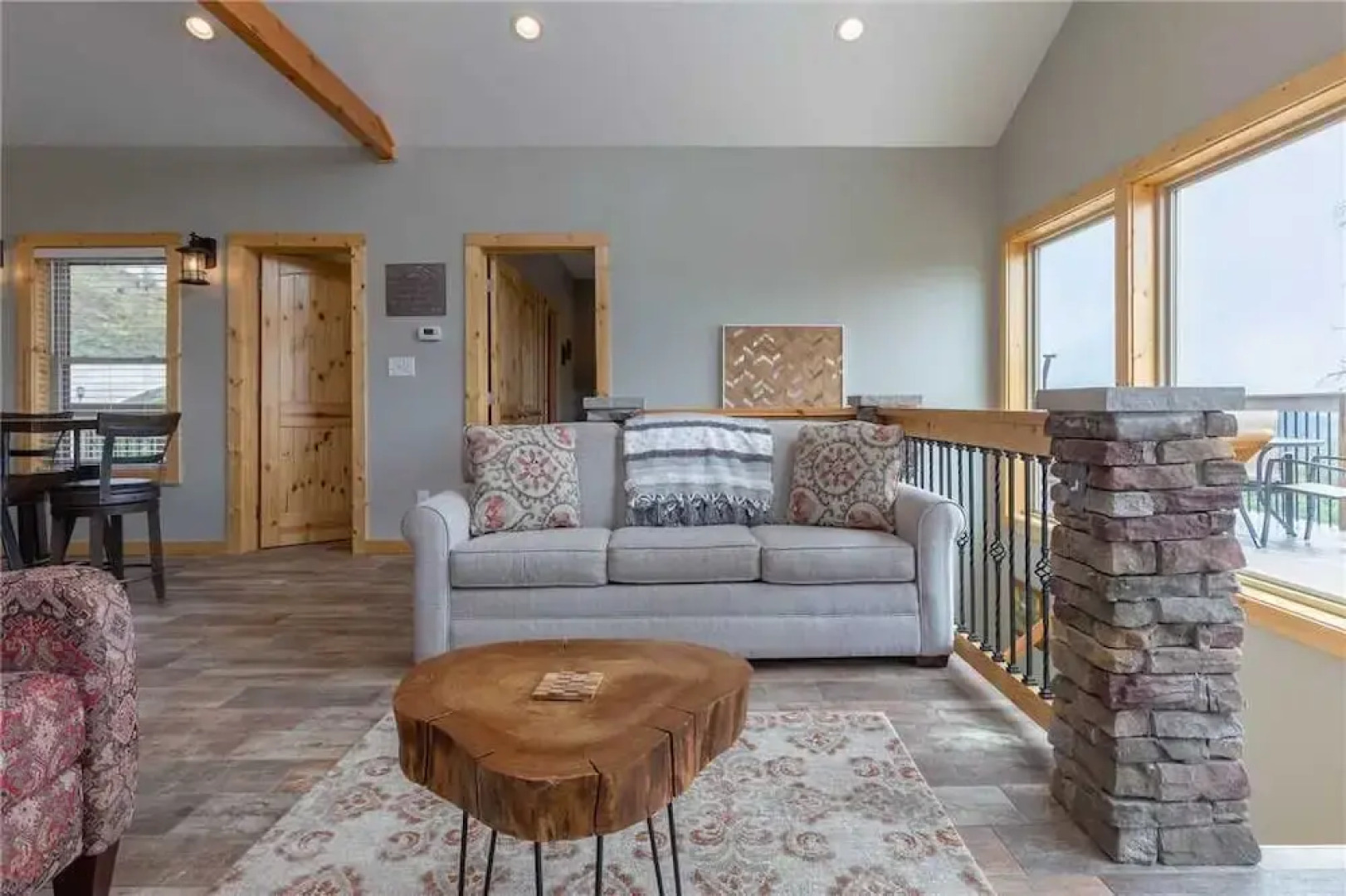 Hello Smokys - Two Bedroom Cabin