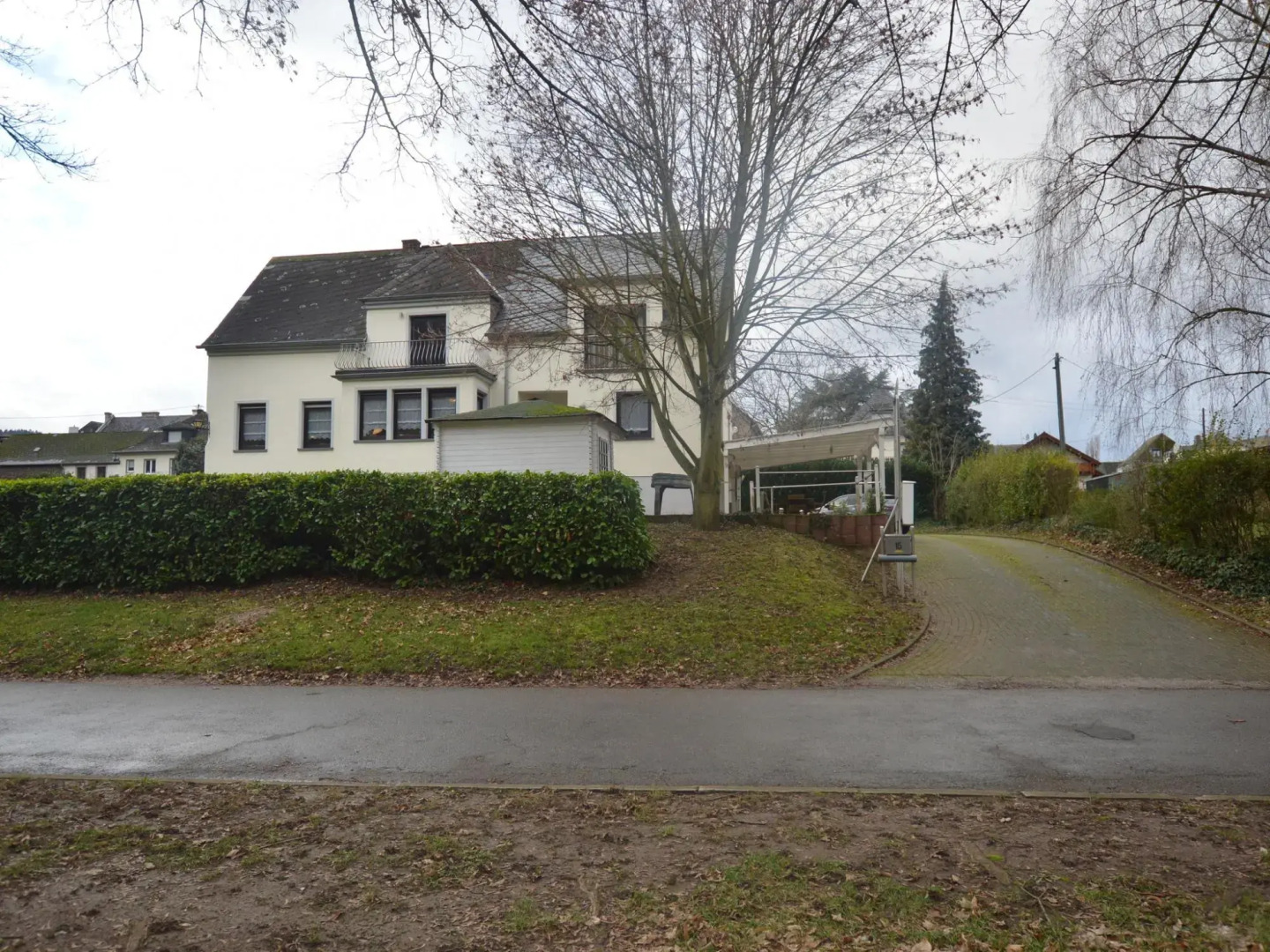 Apartment in Trittenheim With Terrace and Garden