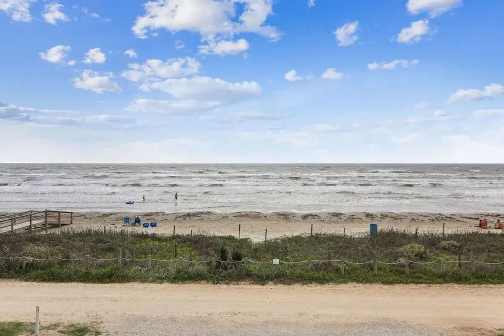 Betsy'S Beachfront Cottage