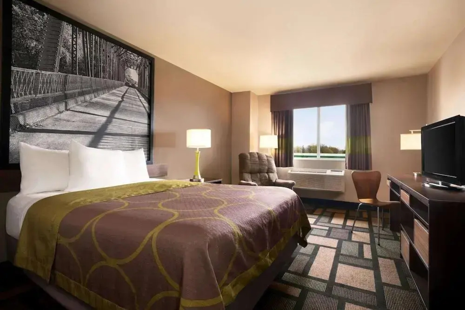 Super 8 Akron S/Green/Uniontown OH