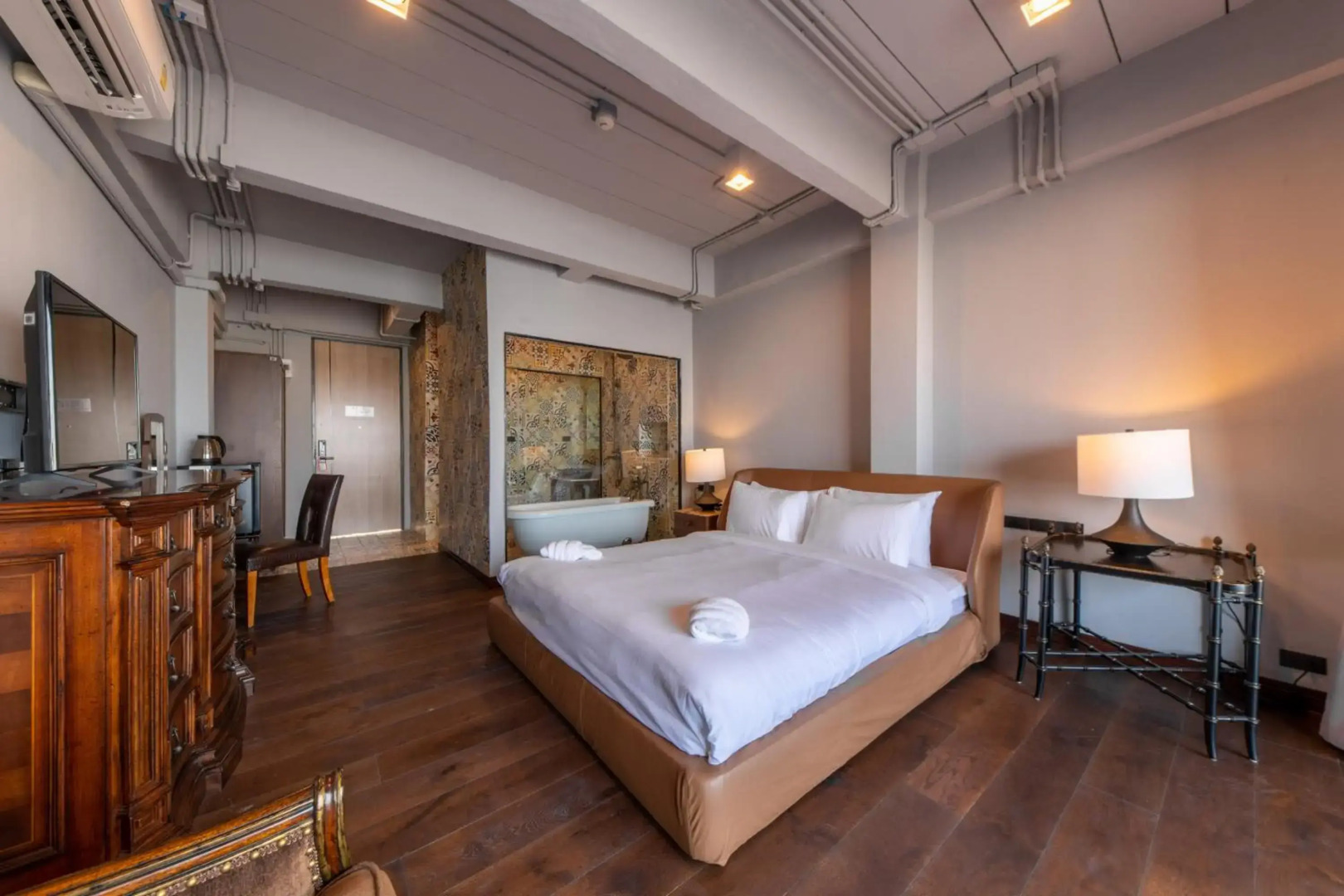 Arch39 Phuket Beach Front