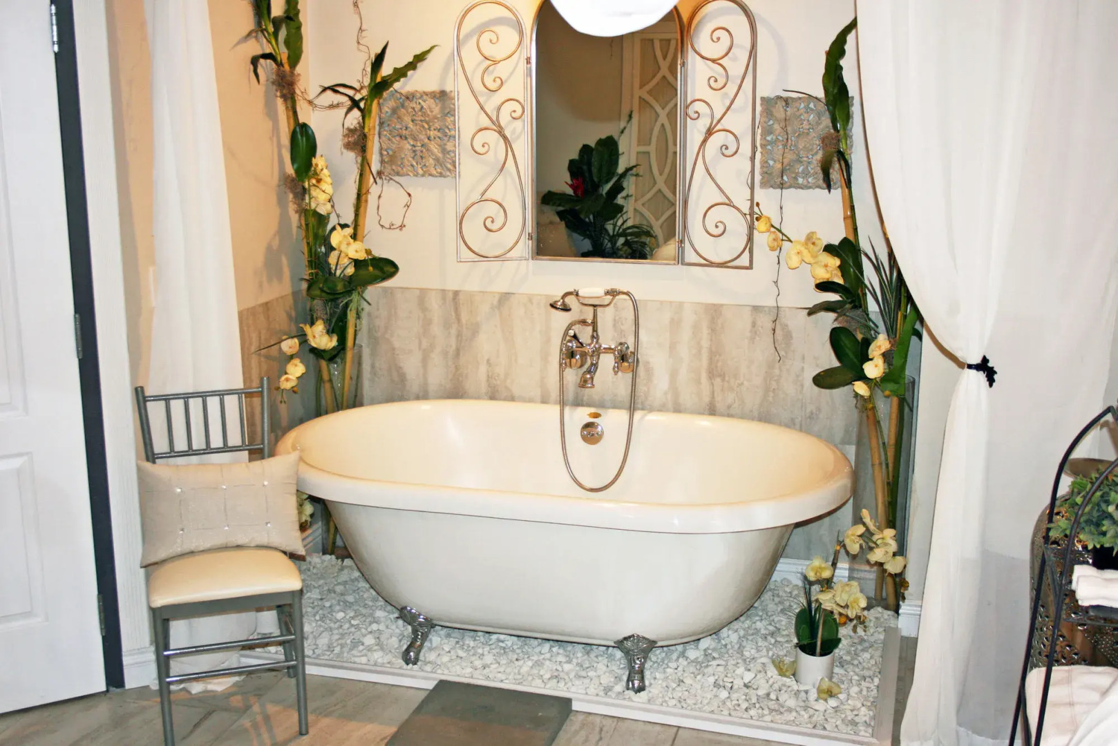 5th East Hall Bed & Breakfast