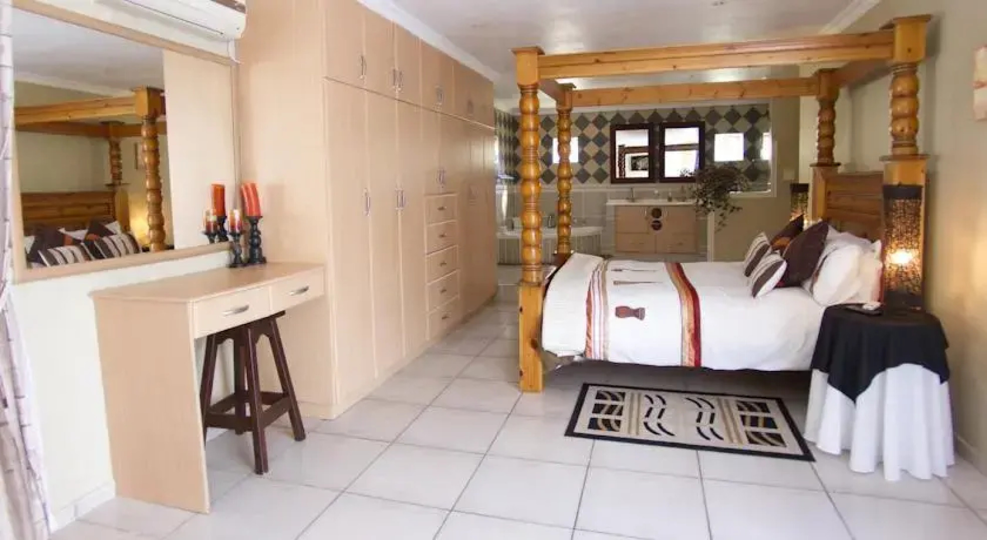 Four Palms Guest House