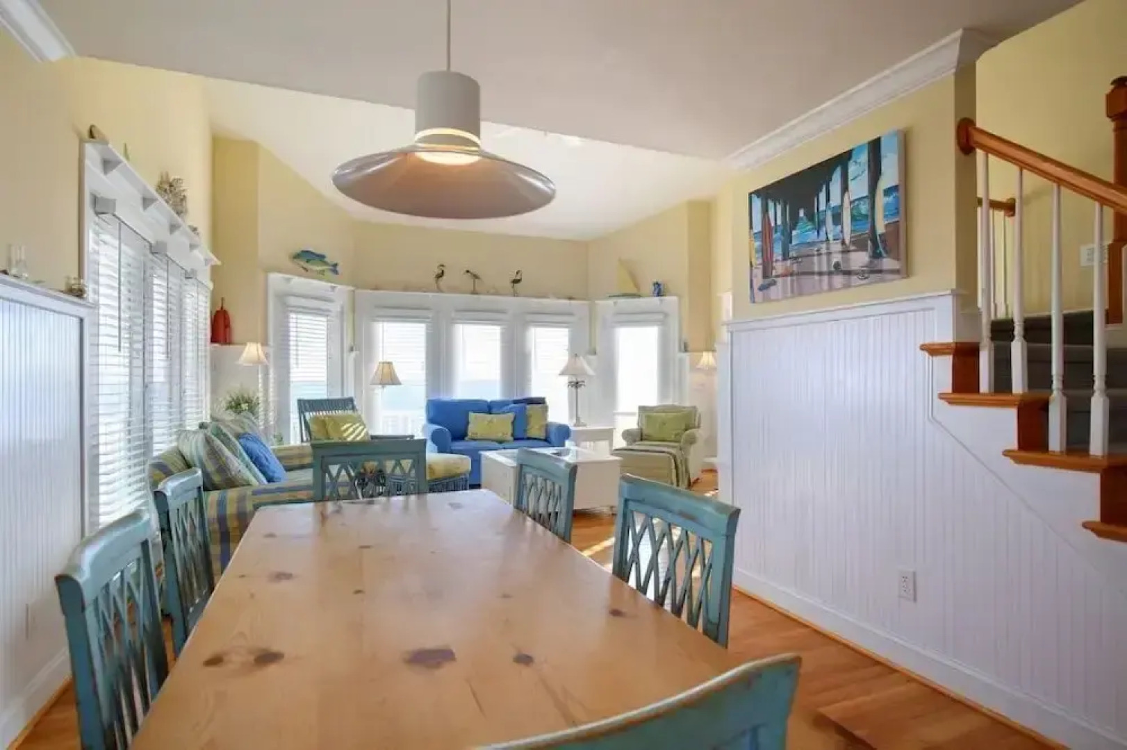 Sweet Dreams Private  4 Bedroom Home by RedAwning