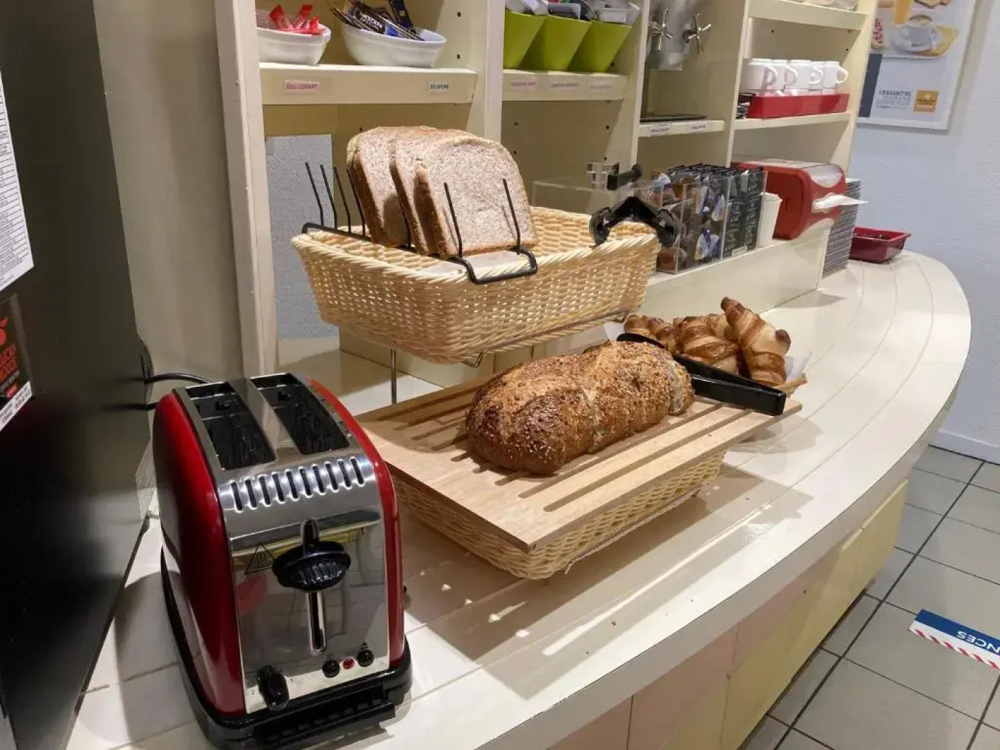 Premiere Classe Bourges (6 kms du centre-ville)