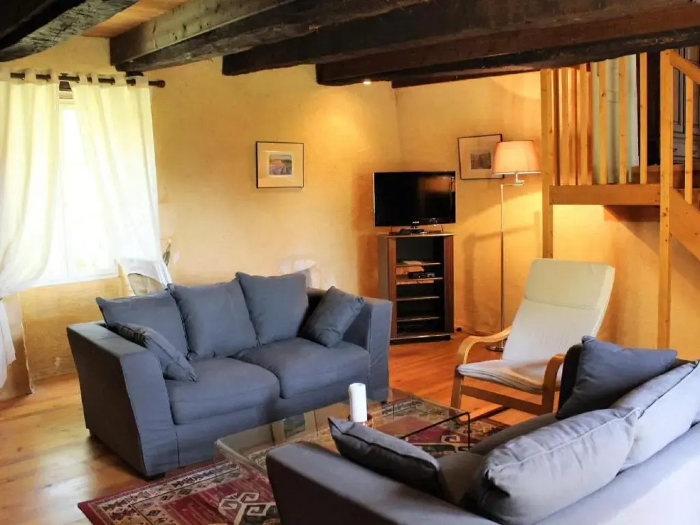 Gîte Saint-Avit-Sénieur, 4 pièces, 6 personnes - FR-1-616-104