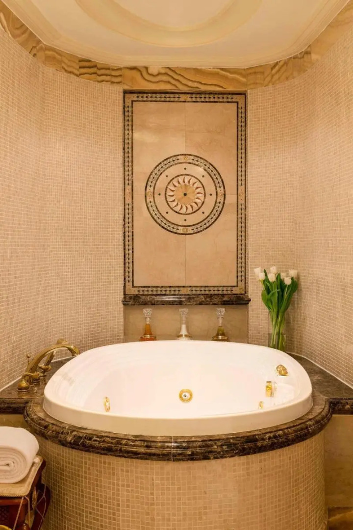 Sheraton Kuwait, A Luxury Collection Hotel, Kuwait City