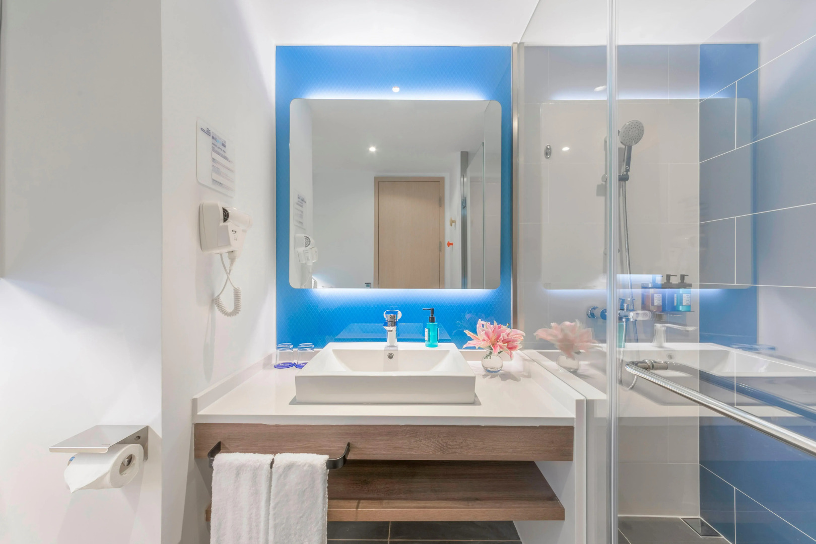 Holiday Inn Express Shanghai Gubei by IHG