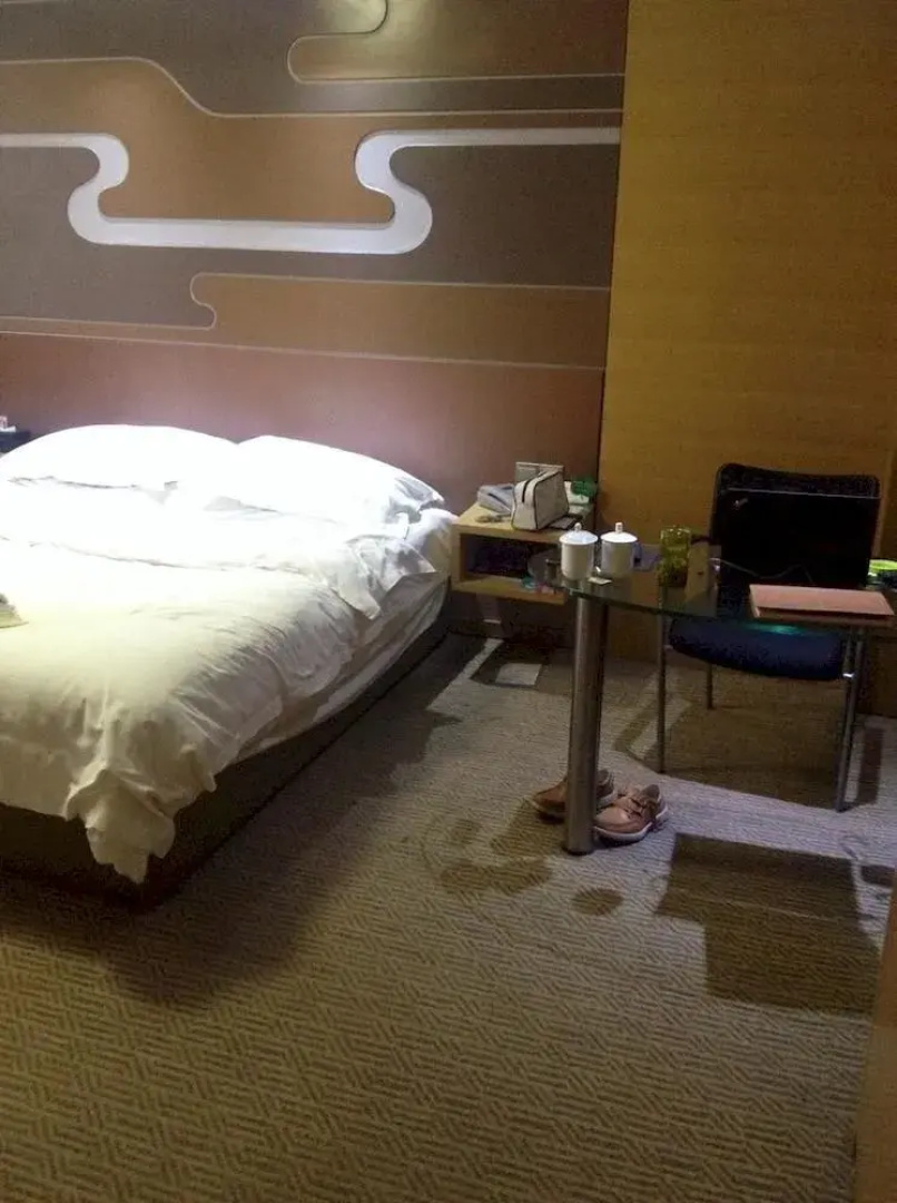 Yantai Tonghui Hotel