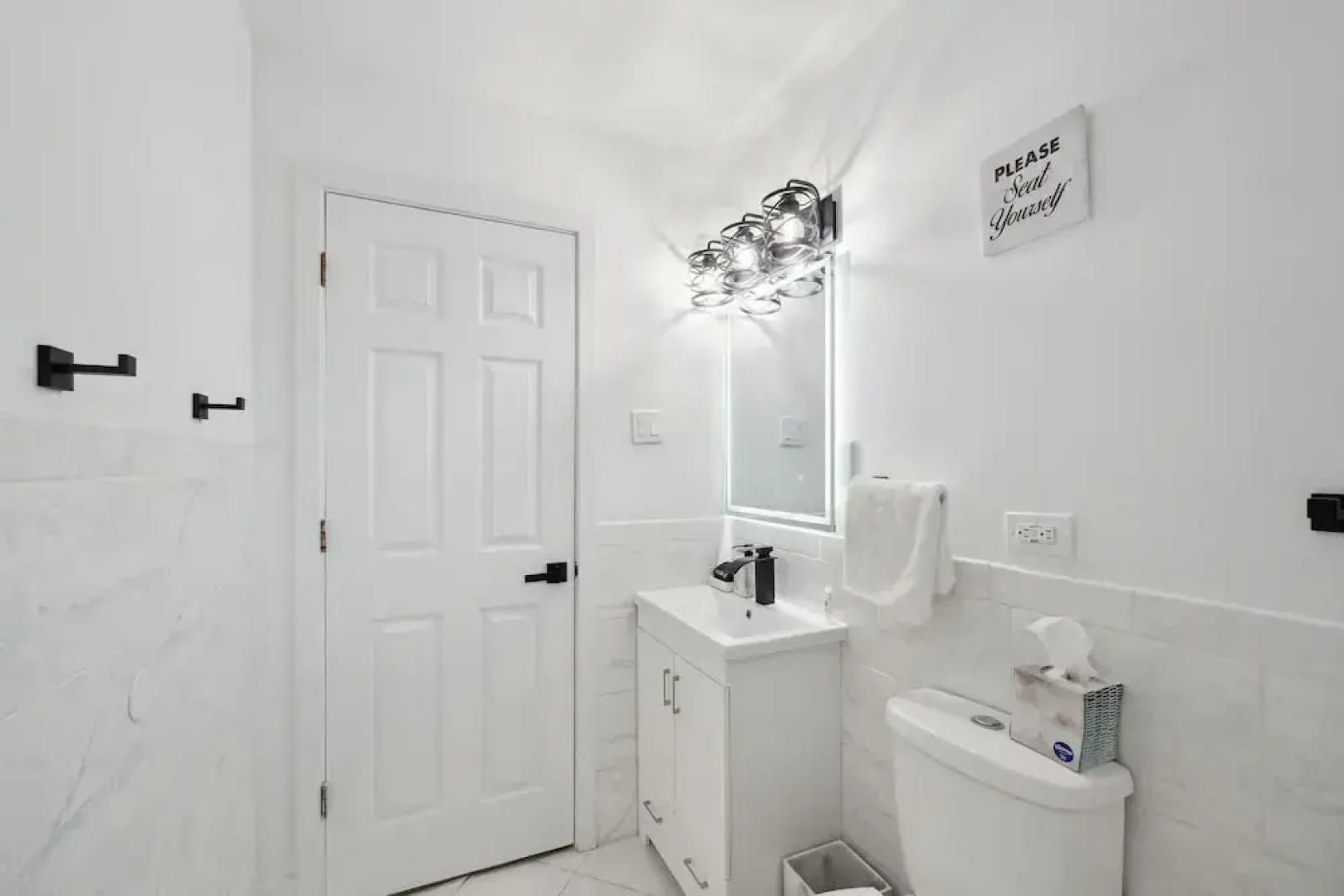 Charming Contemporary Family Home 3 Bedroom Home by RedAwning