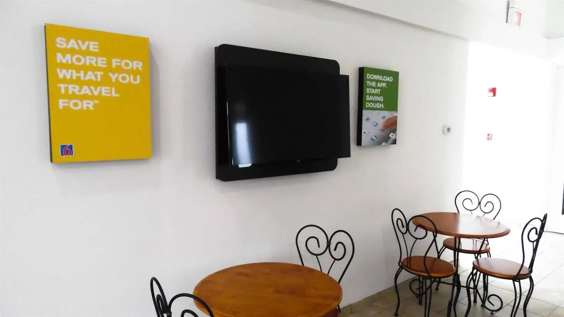 Motel 6 Dallas - Irving DFW Airport East