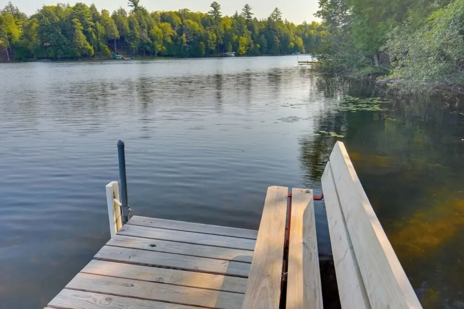 Waterfront Mercer Cabin w/ Wraparound Porch!