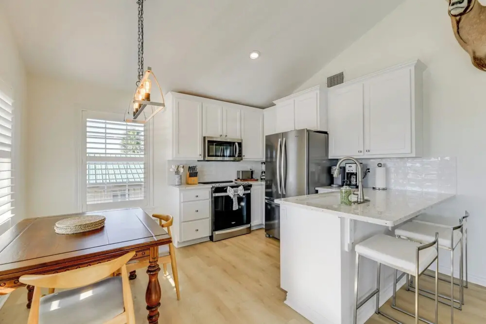 2 Mi to Beach + Fishing Pier: Gulf Coast Retreat