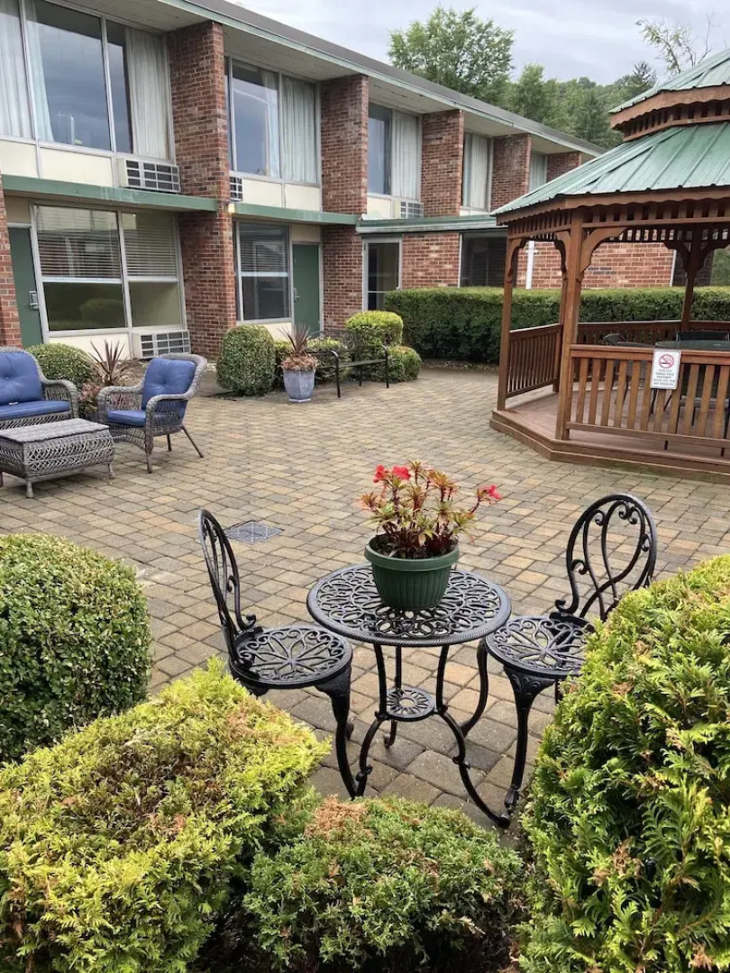 Tesla Biohealing Wellness Hotel & Resort Ramada